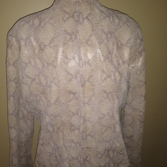 Jacket - Picture 5 of 5